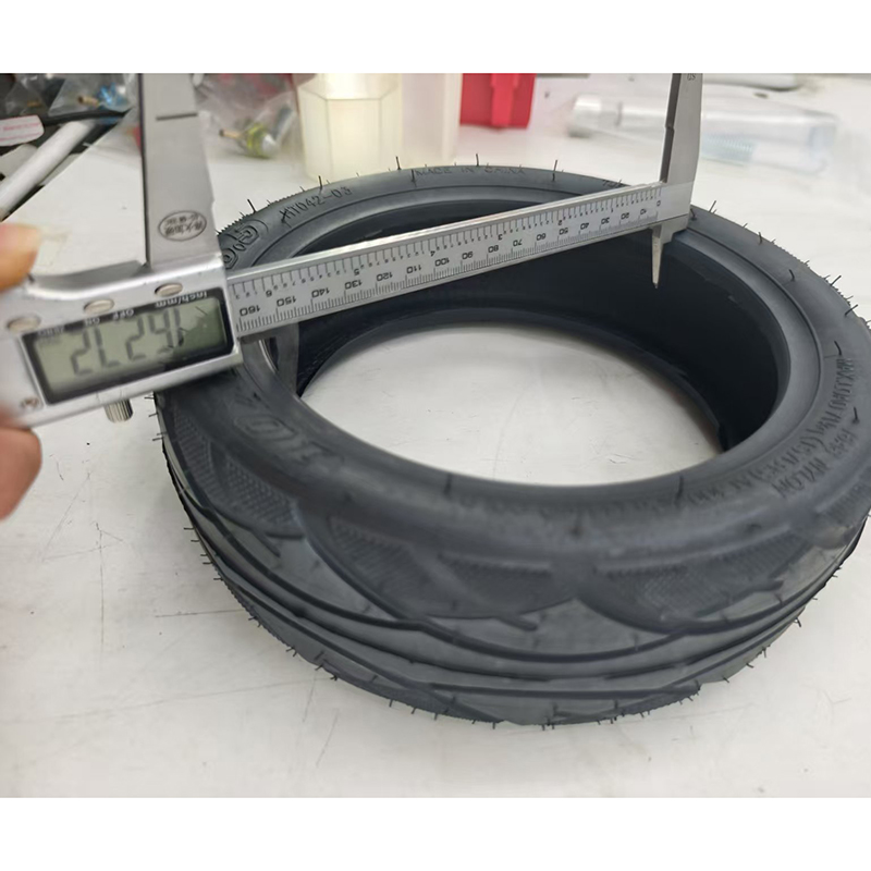 Original Tubeless Tire for INM - Scooter Parts recension och pris
